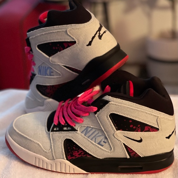 Nike Air Tech Challenge Hybrid Washed Denim Sz 13 - Picture 2 of 3